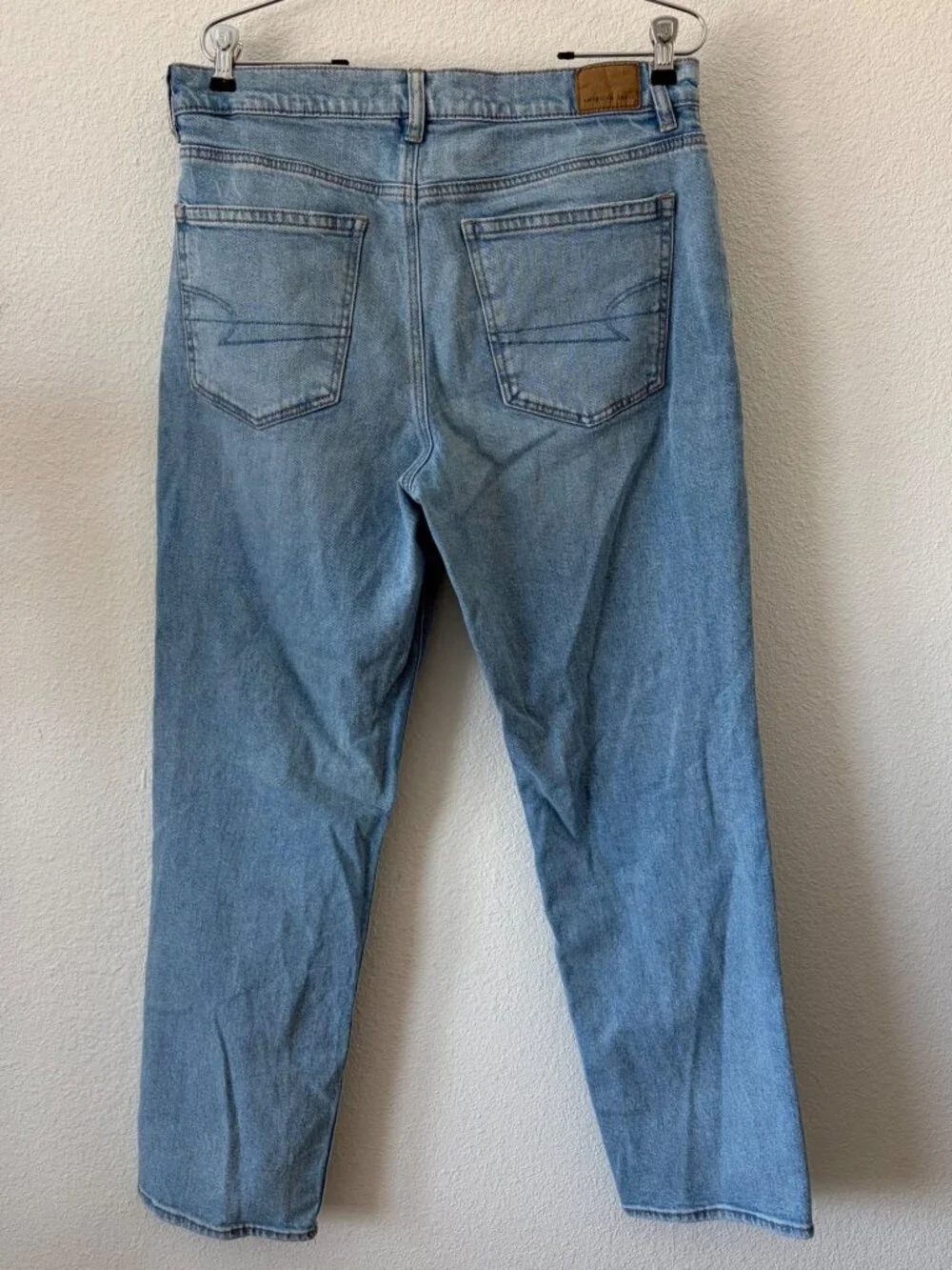 American Eagle Womens sz 12 Jeans Light Wash Denim Size Casual Everyday Pants